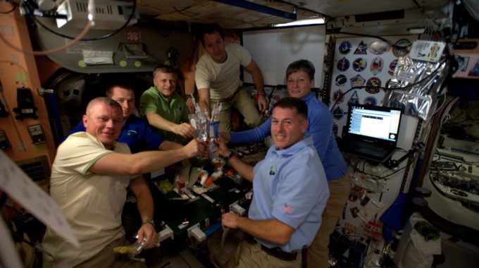 Acción de Gracias a bordo de la Estación Espacial Internacional