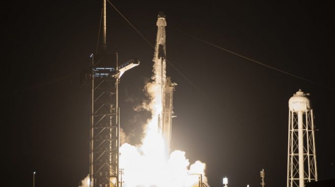 La NASA realiza el histórico lanzamiento de SpaceX Crew Dragon