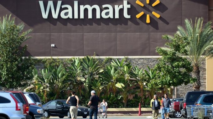 Walmart planea completar pedidos en línea con la ayuda de robots en algunas tiendas de EE. UU.