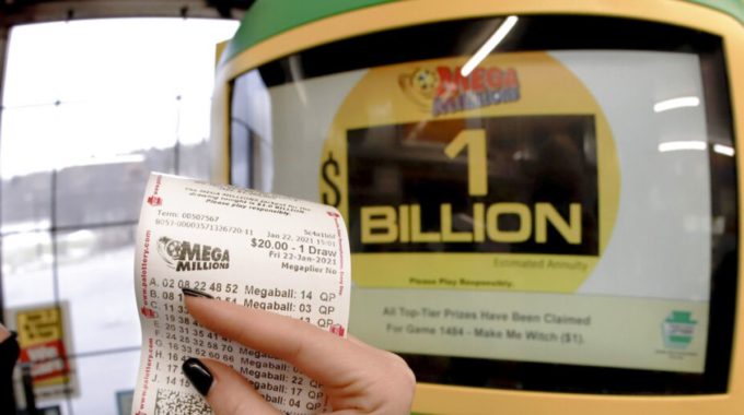 El billete ganador de la lotería Mega Millions de mil millones de dólares se compró en Michigan.