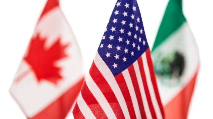 Las fronteras de Estados Unidos con Canadá y México permanecerán cerradas hasta el 21 de marzo, lo que marca un año completo de cierres