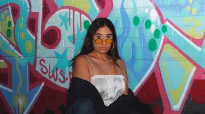 Artista Latina Katiria Estrena Nuevo Sencillo Down My Walls