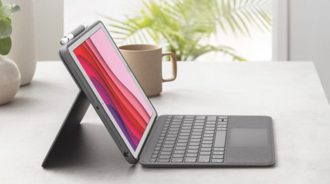 Logitech anuncia una alternativa más barata al Magic Keyboard para el nuevo iPad Pro