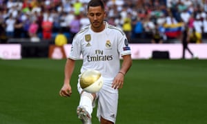 Eden Hazard fuera de lugar en el súper club Real Madrid