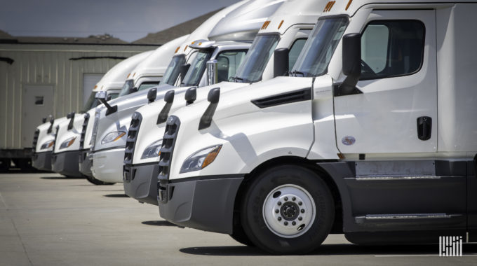 Borderlands: exportaciones de camiones comerciales de México aumentan 277%