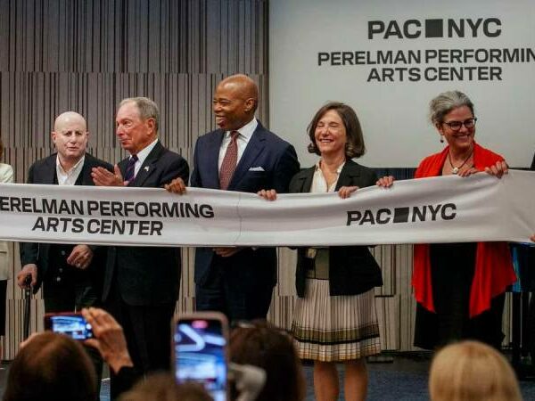 Impresionante Centro de Artes Escénicas Perelman de 560 millones de dólares abre cerca de la zona cero de Nueva York