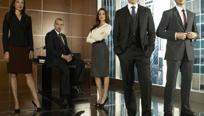 Suits se convierte en el programa de televisión más popular del mundo… 4 años después de su finalización