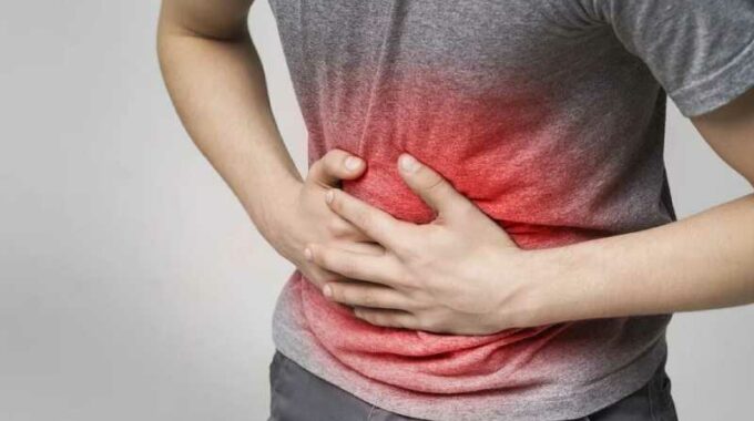 8 formas sencillas de desinflamar después de comer en exceso