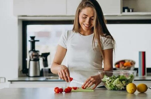 La dieta de la longevidad: formas sencillas y respaldadas por la ciencia de comer (y beber) para una vida larga y saludable